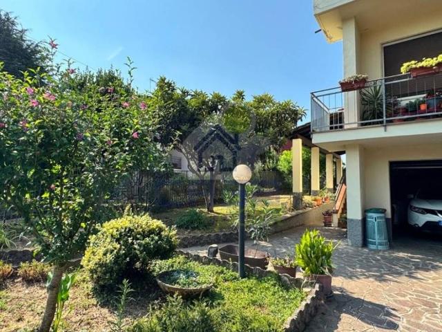 Villa in vendita a Spinadesco CR