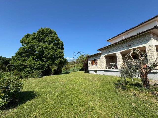 Villa in vendita a Spoleto PG