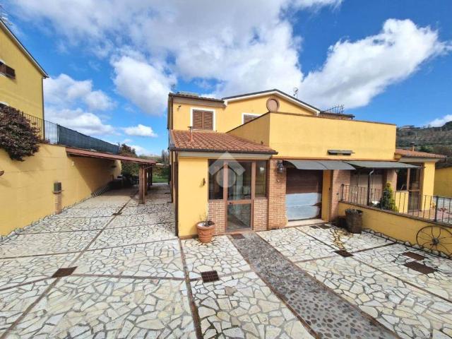 Villa in vendita a Spoleto PG