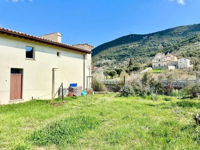 Villa in vendita a Spoleto PG