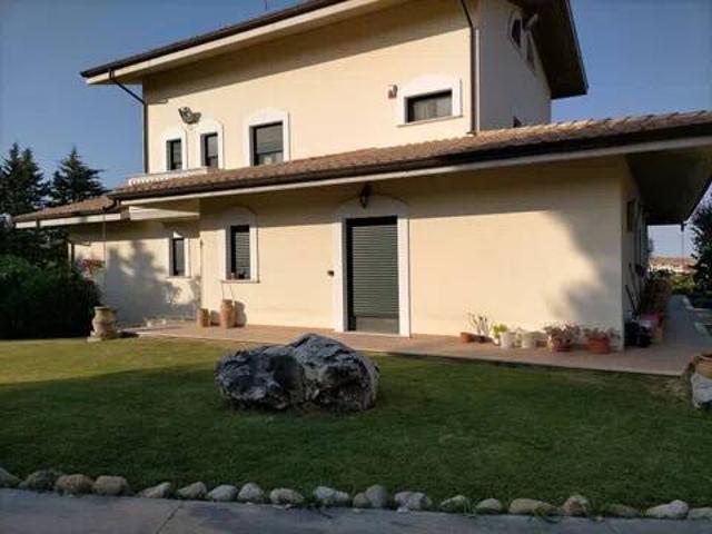 Villa in vendita a Spoltore PE