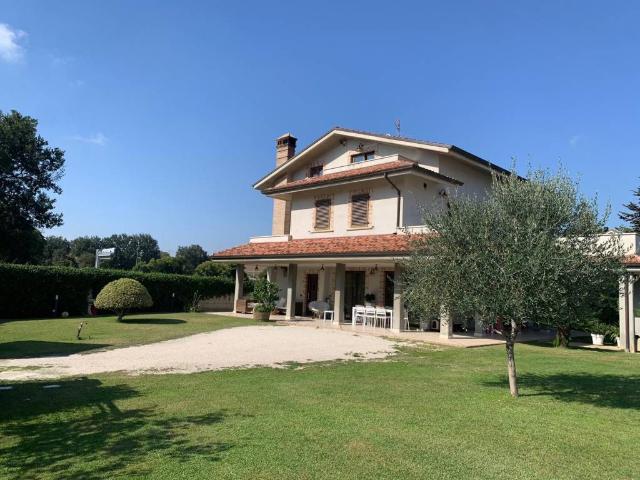 Villa in vendita a Spoltore PE