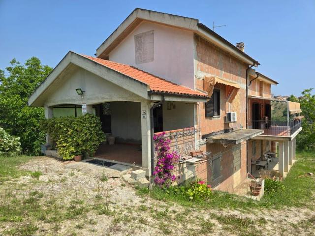 Villa in vendita a Spoltore PE