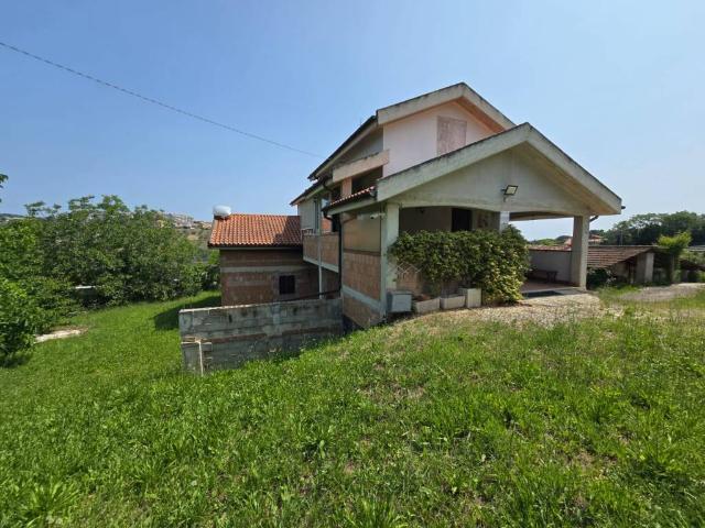 Villa in vendita a Spoltore PE