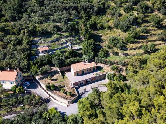 Villa in vendita a Spotorno SV