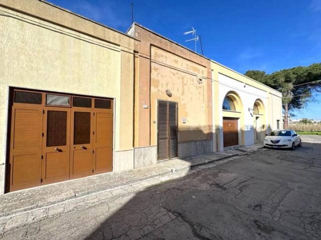 Villa in vendita a Squinzano LE