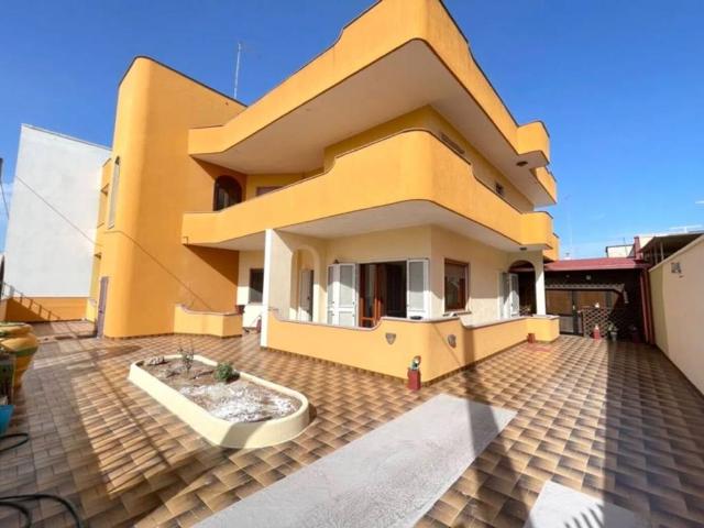 Villa in vendita a Squinzano LE