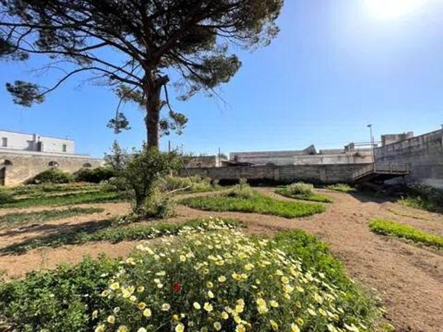 Villa in vendita a Squinzano LE