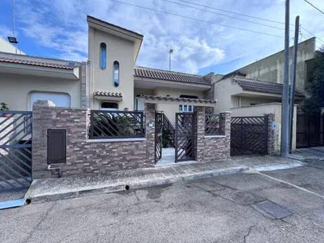 Villa in vendita a Squinzano LE