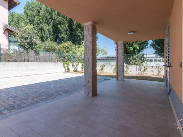 Villa in vendita a Stazzano AL