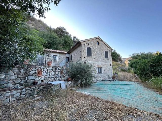 Villa in vendita a Stilo RC
