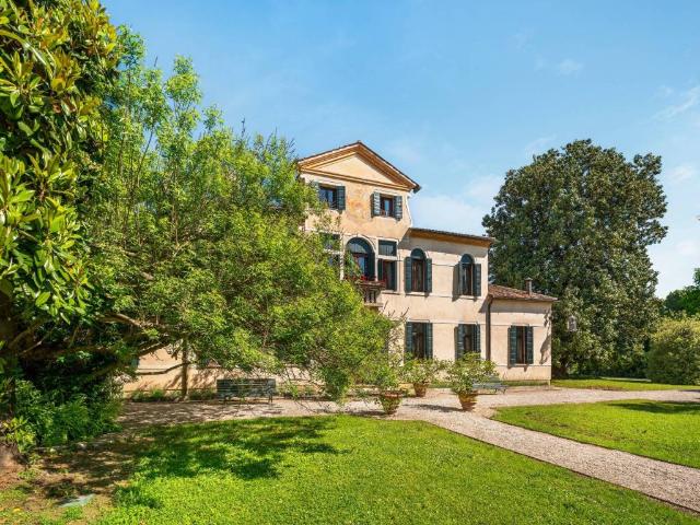 Villa in vendita a Stra VE