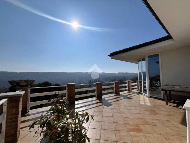 Villa in vendita a Strambinello TO