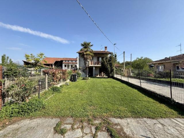 Villa in vendita a Strambino TO