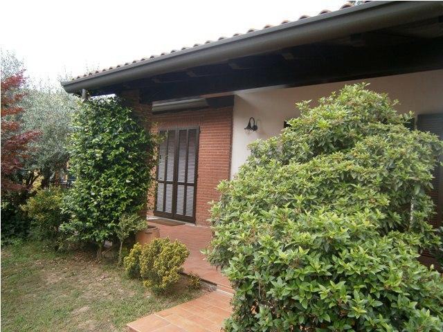 Villa in vendita a Stradella