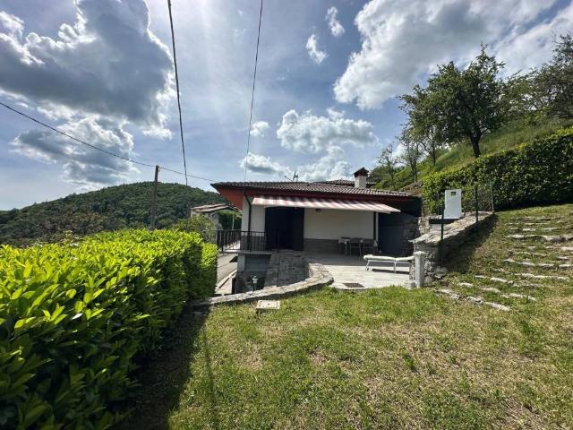 Villa in vendita a Stregna UD