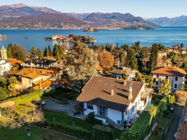 Villa in vendita a Stresa, Carciano 513m² Stresa