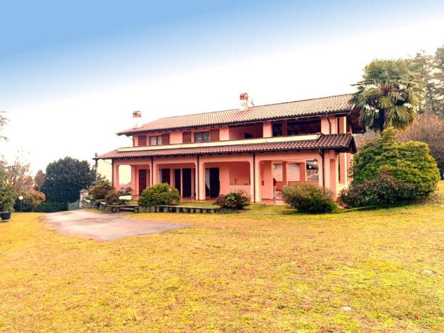 Villa in vendita a Stresa VB