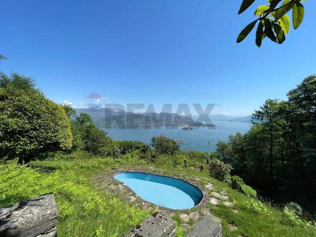 Villa in vendita a Stresa