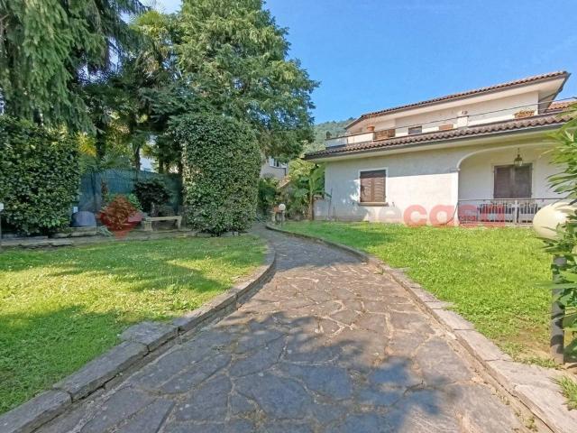 Villa in vendita a Stresa