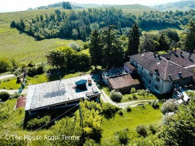Villa in vendita a Strevi AL