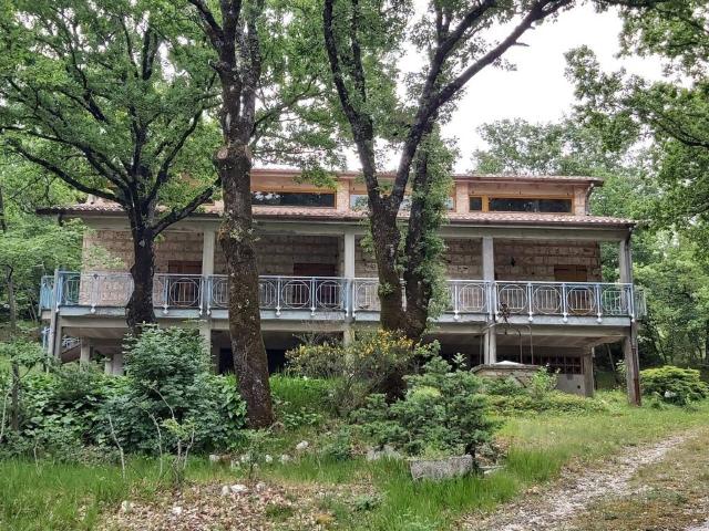 Villa in vendita a Stroncone TR