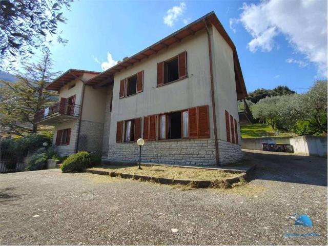 Villa in vendita a Stroncone TR