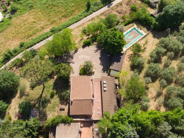 Villa in vendita a Stroncone TR