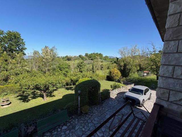 Villa in vendita a Stroncone TR