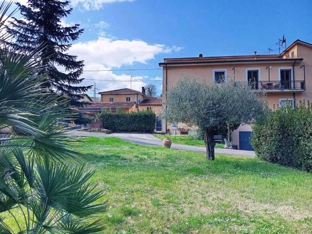 Villa in vendita a Stroncone TR