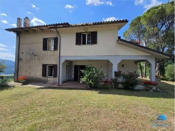 Villa in vendita a Stroncone TR
