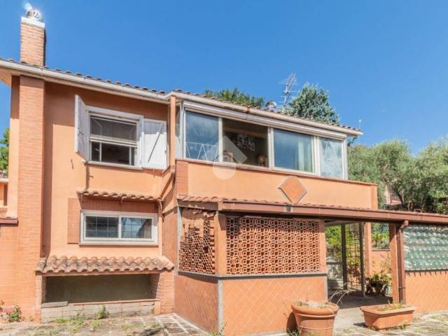 Villa in vendita a Sutri VT