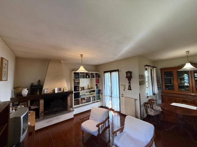 Villa in vendita a Sutri VT