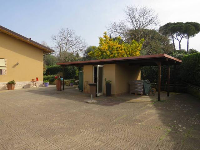 Villa in vendita a Sutri VT
