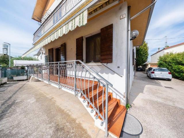 Villa in vendita a Suzzara MN