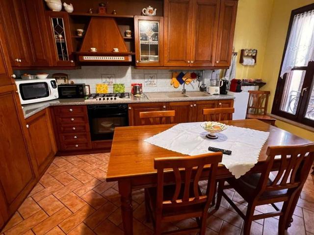 Villa in vendita a Suzzara MN