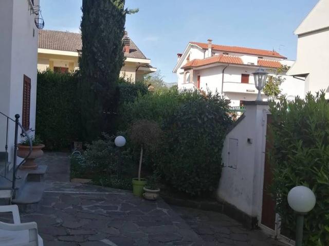 Villa in vendita a Sulmona AQ