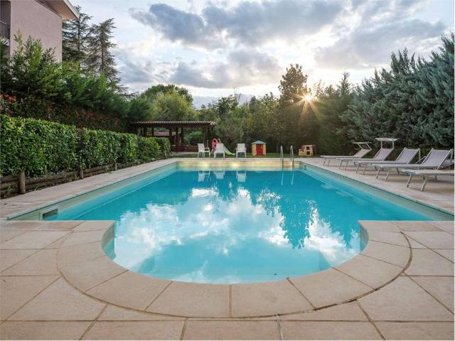 Villa in vendita a Sulmona AQ