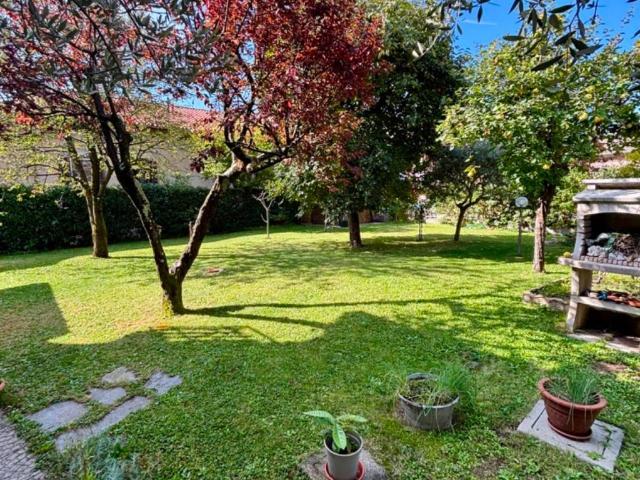 Villa in vendita a Sumirago VA
