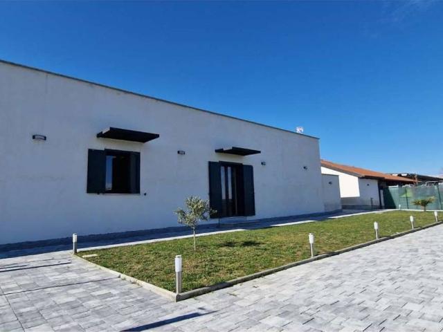 Villa in vendita a Suno NO