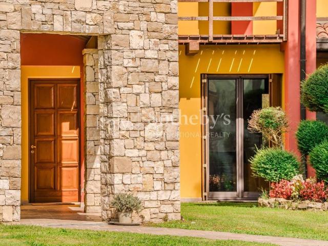 Villa in vendita a Suno NO