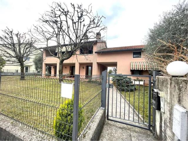 Villa in vendita a Susegana TV