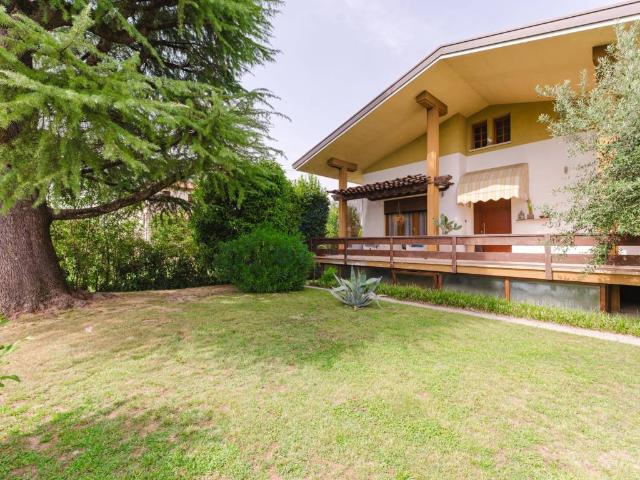 Villa in vendita a Susegana TV