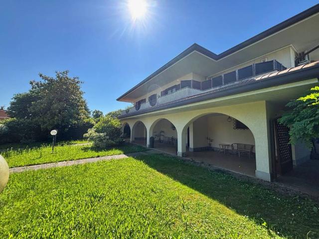 Villa in vendita a Povoletto UD