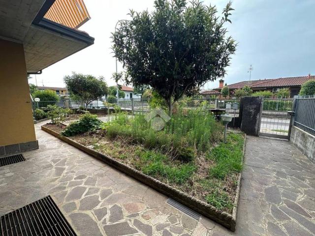 Villa in vendita a Pozzo d'Adda MI
