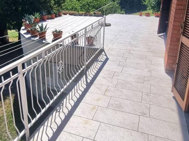 Villa in vendita a Pozzol Groppo AL