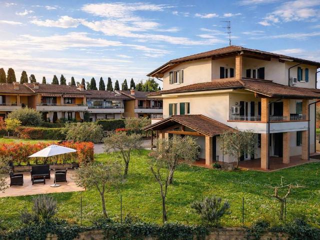 Villa in vendita a Pozzolengo BS