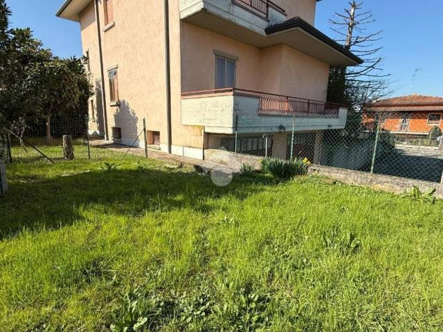 Villa in vendita a Pozzolengo BS