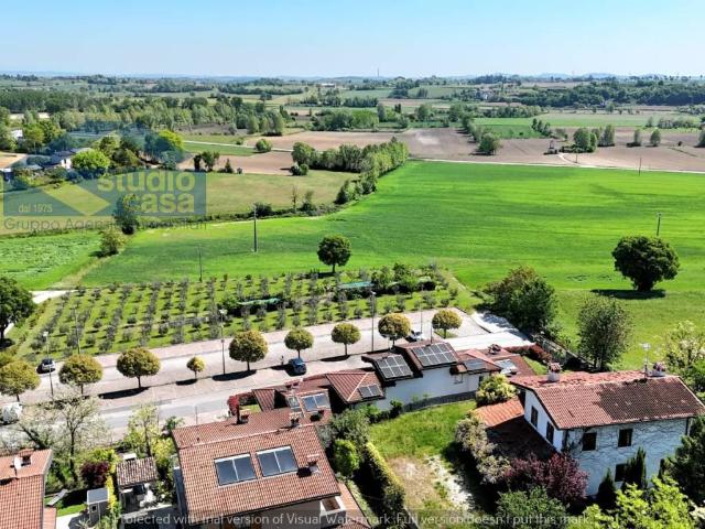 Villa in vendita a Pozzolengo BS