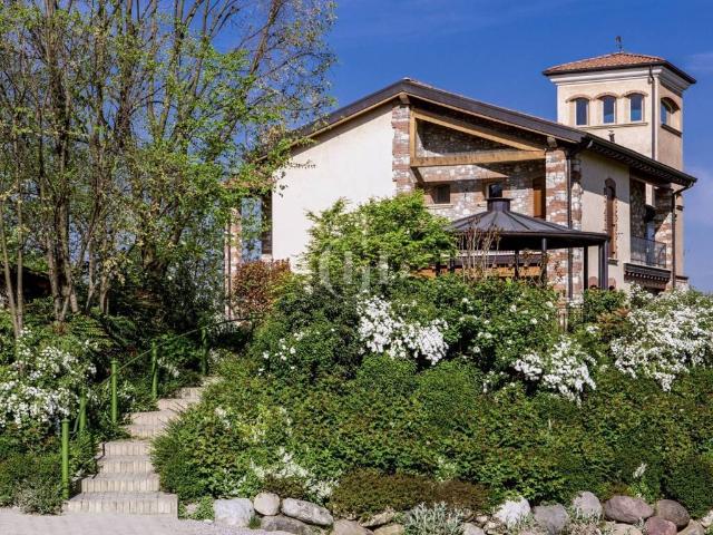 Villa in vendita a Pozzolengo BS